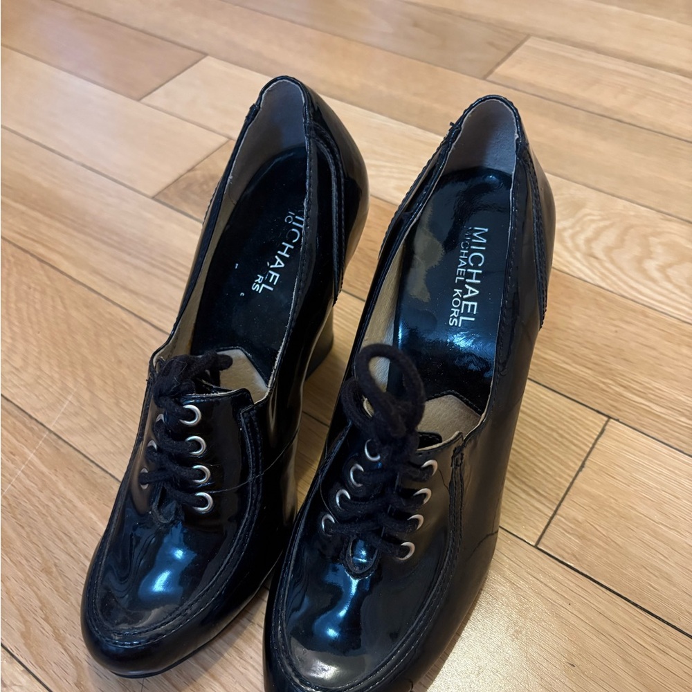 Michael Kors Glossy Black Heels